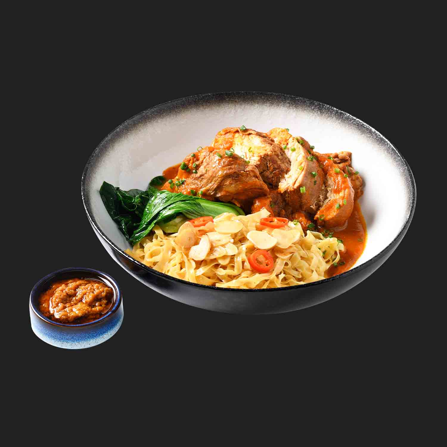 บะหมี่ผัดและไก่ตุ๋น